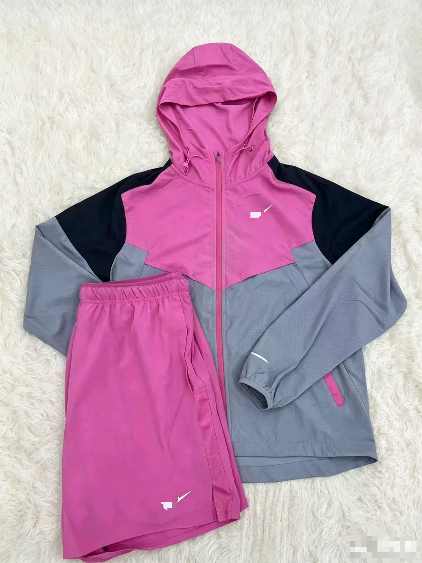 2025 New Upgraded Sports Breathable Color-Block Jacket, Independent Station Amazon Hiking Set, Casual Quick-Dry