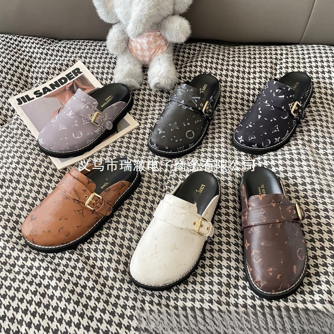 Summer new Louis letter slippers, sandals, women's outerwear, thick-soled outerwear, couple's closed-toe half-slippers (Copie 2)