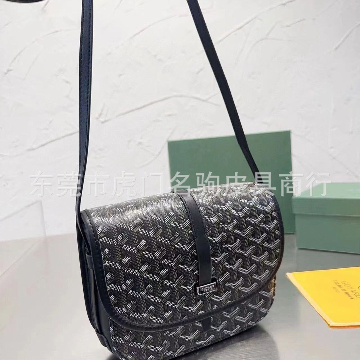 Saddle bag, dogtooth small bag, messenger bag, street fashion, versatile, single-buckle canvas print, unisex bag