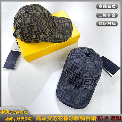 The high-end version of the F family is a popular classic old flower canvas baseball cap, a cap, a sunscreen, a sunshade, a small face, and a small male and female style