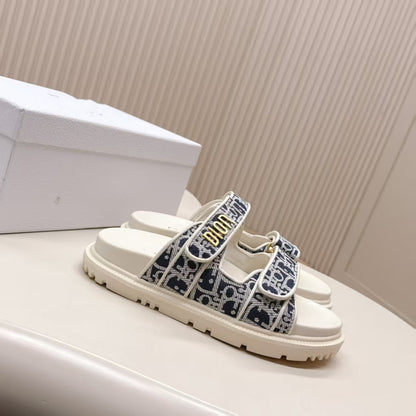 D's new 2025 summer alphabet Velcro slippers women's platform one-line sandals casual flat beach shoes