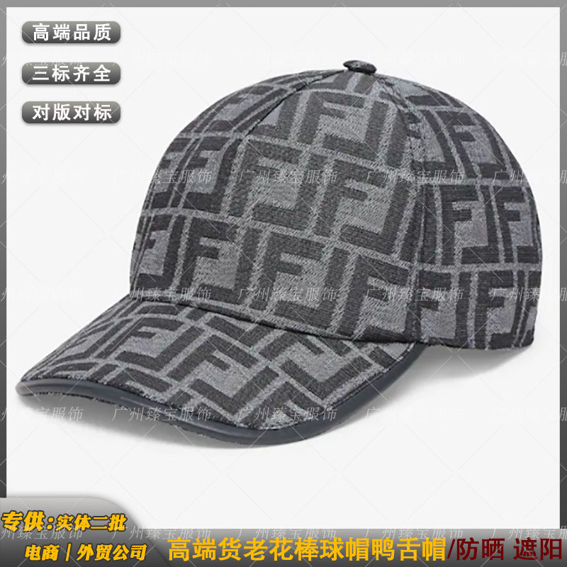 The high-end version of the F family is a popular classic old flower canvas baseball cap, a cap, a sunscreen, a sunshade, a small face, and a small male and female style