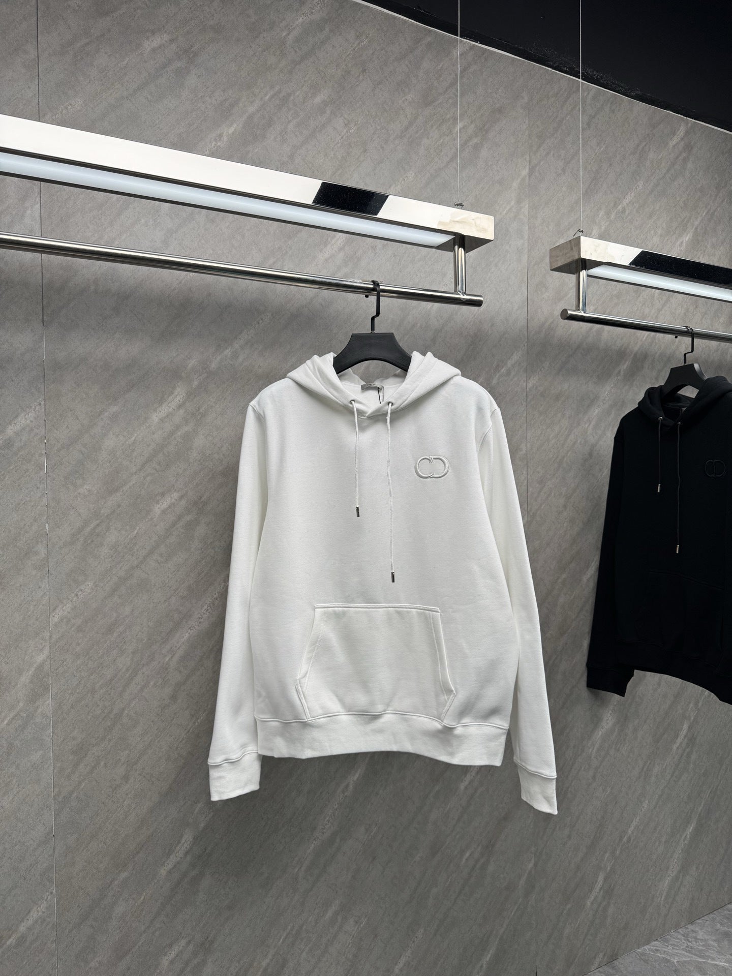 [Ceiling After-sales Support] Real Shot Classic CD Embroidered High-Edition Hooded Fleece-Lined Sweatshirt, Unisex (Copie 6)