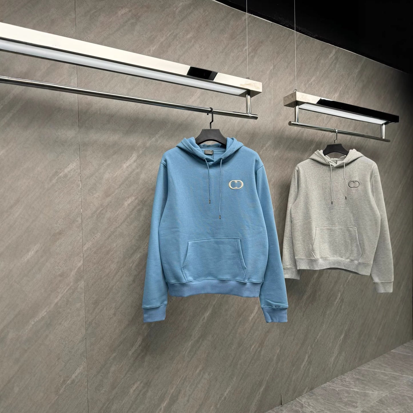 [Ceiling After-sales Support] Real Shot Classic CD Embroidered High-Edition Hooded Fleece-Lined Sweatshirt, Unisex (Copie 6)