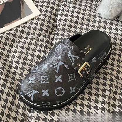 Summer new Louis letter slippers, sandals, women's outerwear, thick-soled outerwear, couple's closed-toe half-slippers (Copie 2)