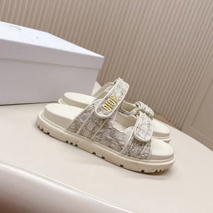 D's new 2025 summer alphabet Velcro slippers women's platform one-line sandals casual flat beach shoes