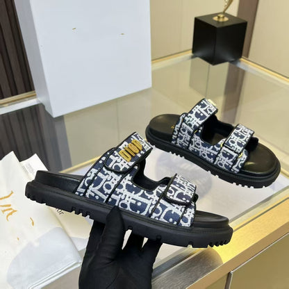 D's new 2025 summer alphabet Velcro slippers women's platform one-line sandals casual flat beach shoes