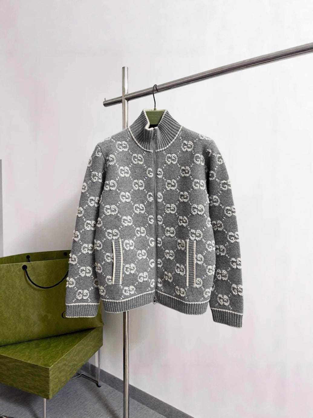High-end 25 new autumn/winter knit long-sleeve sweater cardigan, full-print 3D letter jacket for women, high-end Nanyou women's wear
