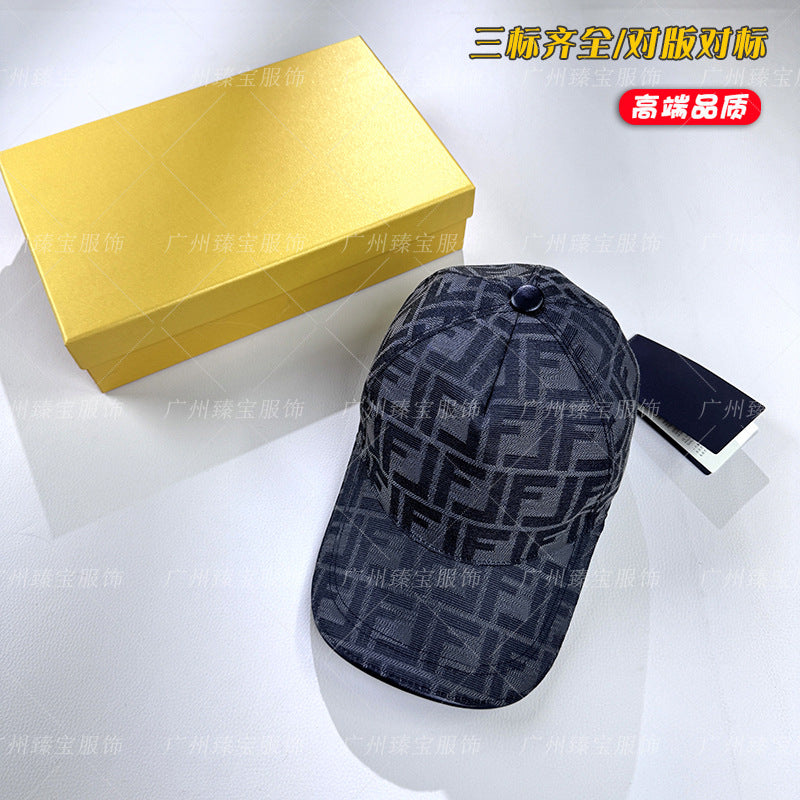 The high-end version of the F family is a popular classic old flower canvas baseball cap, a cap, a sunscreen, a sunshade, a small face, and a small male and female style