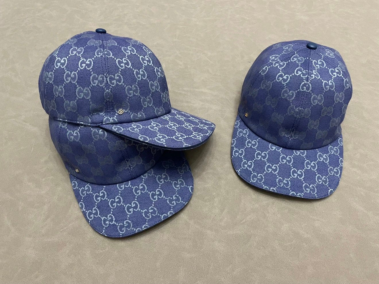 G brand letter logo decoration, recycled polyester fiber, viscose fiber, wood pulp, bio-based polyurethane, baseball cap, men's style, blue
