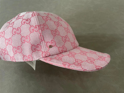 G brand letter logo decoration, recycled polyester fiber, viscose fiber, wood pulp, bio-based polyurethane, baseball cap, men's style, pink