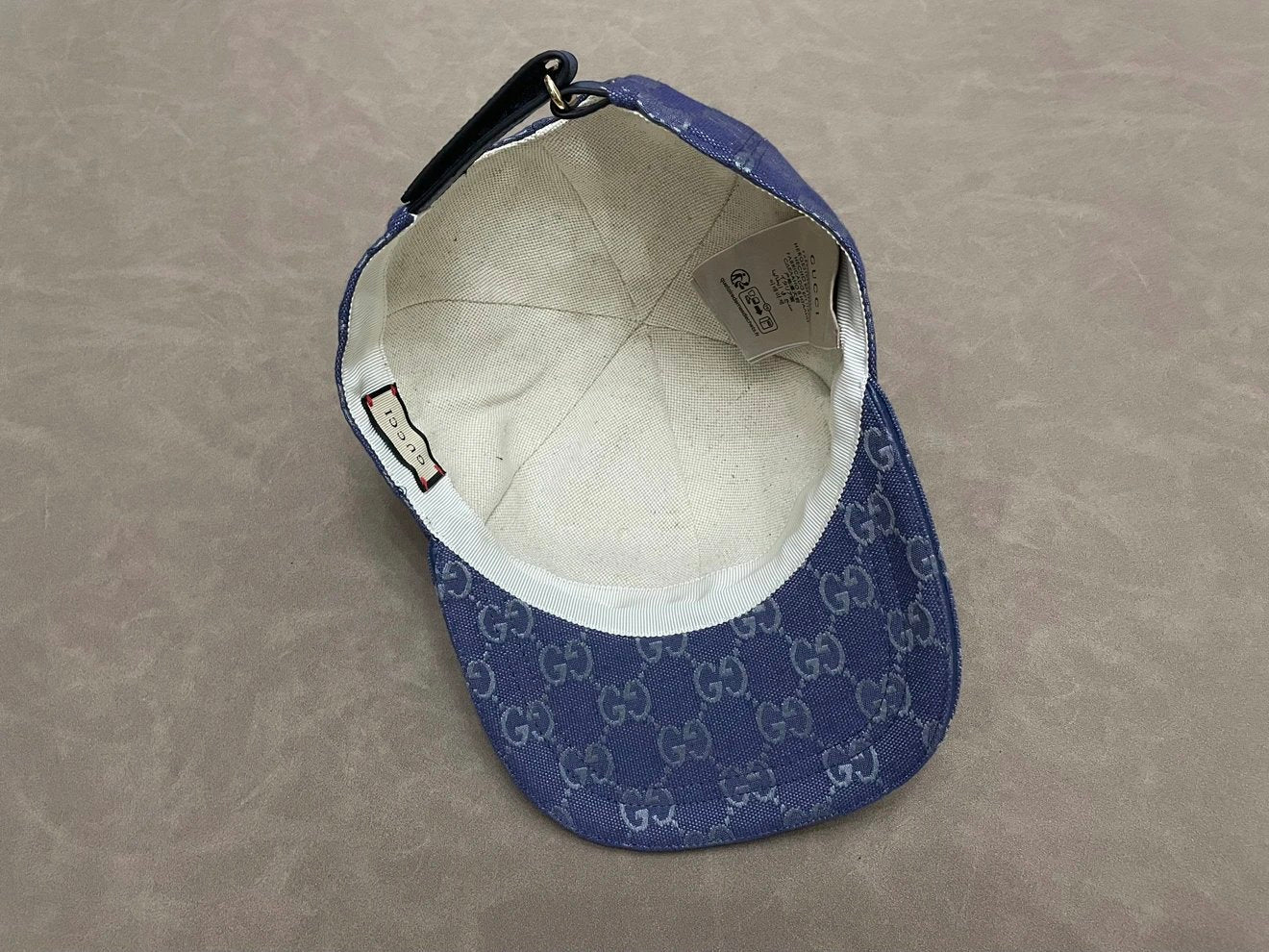 G brand letter logo decoration, recycled polyester fiber, viscose fiber, wood pulp, bio-based polyurethane, baseball cap, men's style, blue