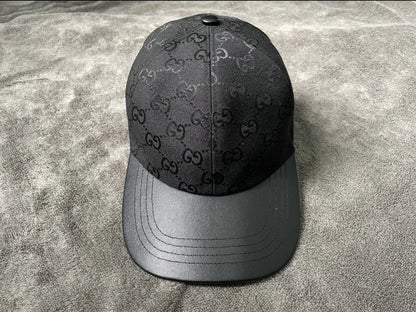 G brand polyester fiber, cotton, sheepskin leather, viscose fiber, baseball cap, black