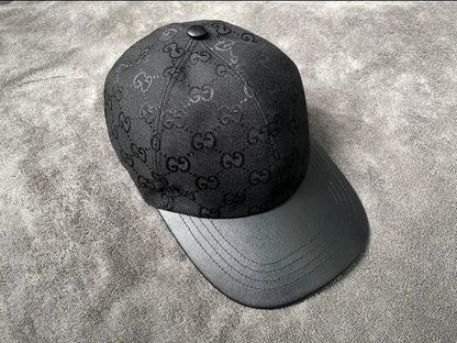 G brand polyester fiber, cotton, sheepskin leather, viscose fiber, baseball cap, black