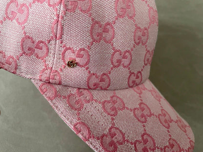 G brand letter logo decoration, recycled polyester fiber, viscose fiber, wood pulp, bio-based polyurethane, baseball cap, men's style, pink